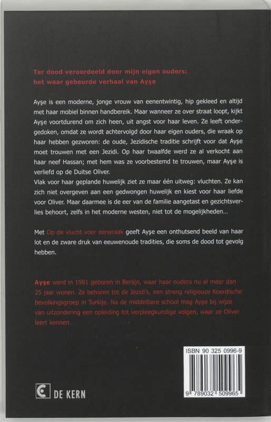 Achterkant boek met tekst over Ayşe's ontsnapping aan een gedwongen huwelijk en eerwraak.