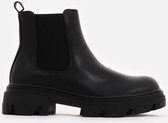 Platform chelsea boots