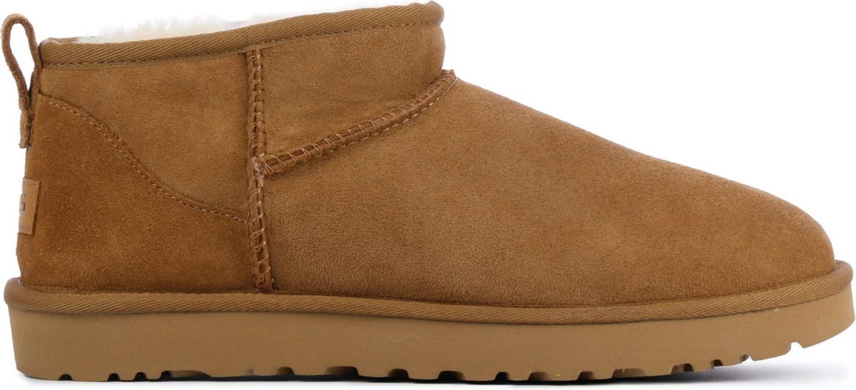 UGG Classic Ultra Mini 1116109 suède enkelboots cognac