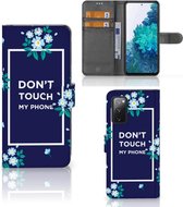 Hoesje Geschikt voor Samsung Galaxy S20FE Telefoontasje Flowers Blue DTMP