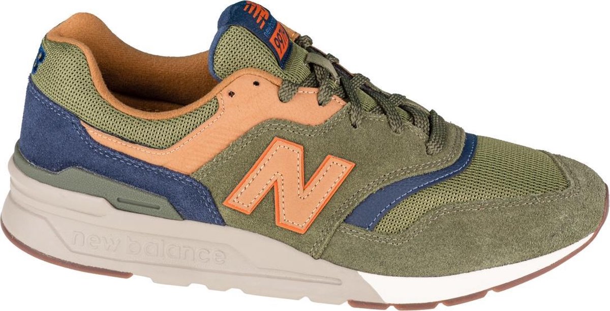 New Balance CM997HFU Mannen Groen Sneakers maat: 40 5 EU - Schoenen.nl