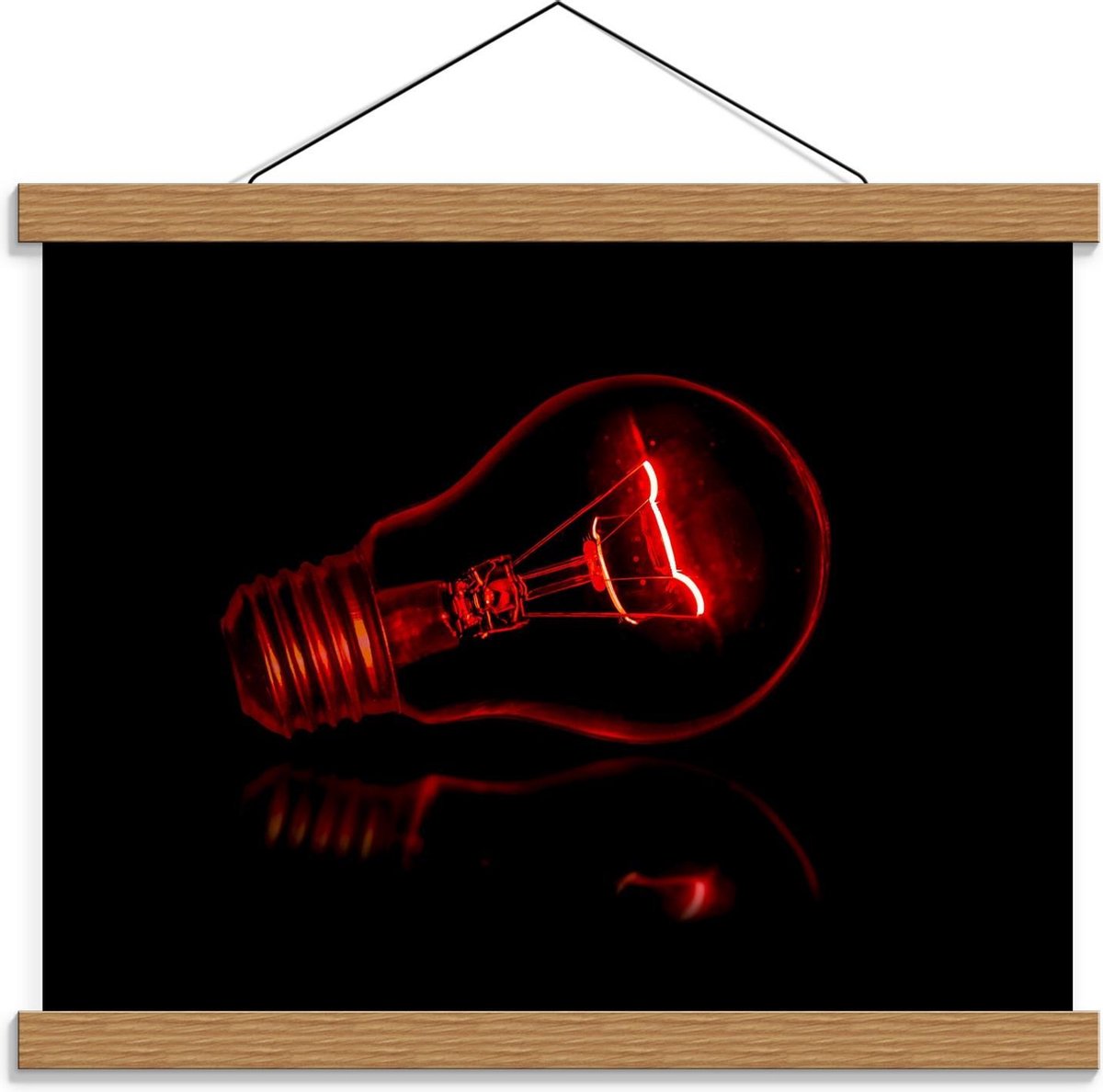 Schoolplaat – Rode Gloeilamp op Zwarte Achtergrond - 40x30cm Foto op Textielposter (Wandde