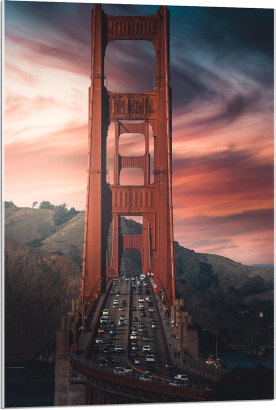 Acrylglas - Golden Gate Bridge met Auto's - California - Amerika - 60x90cm Foto op Acrylglas (Wanddecoratie op Acrylglas)