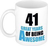 41 great years of being awesome cadeau mok / beker wit en blauw