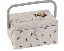 Naaimand (M): Sewing Bee