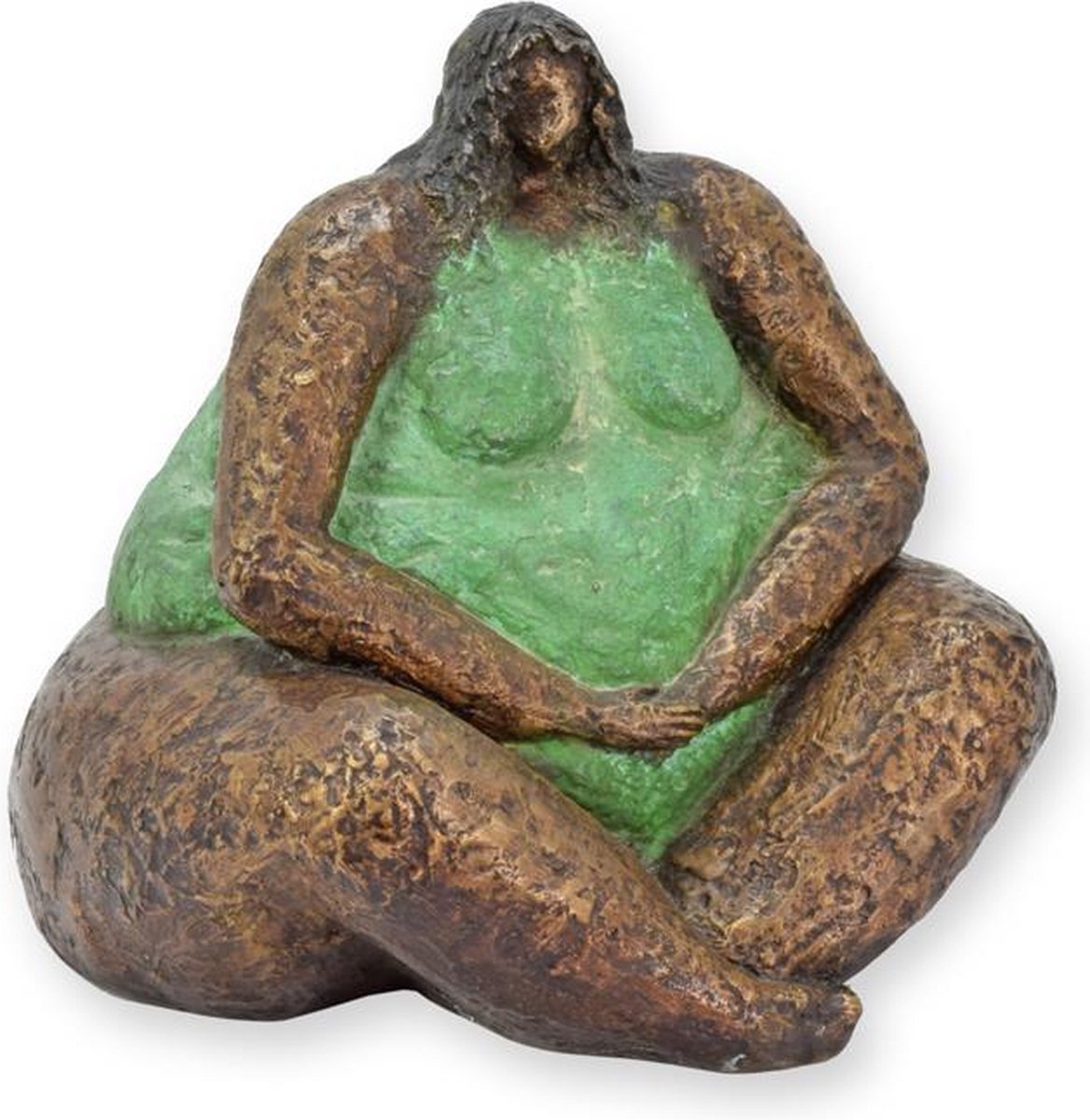 EEN BRONZEN BEELD VAN EEN ZITTENDE VROUW