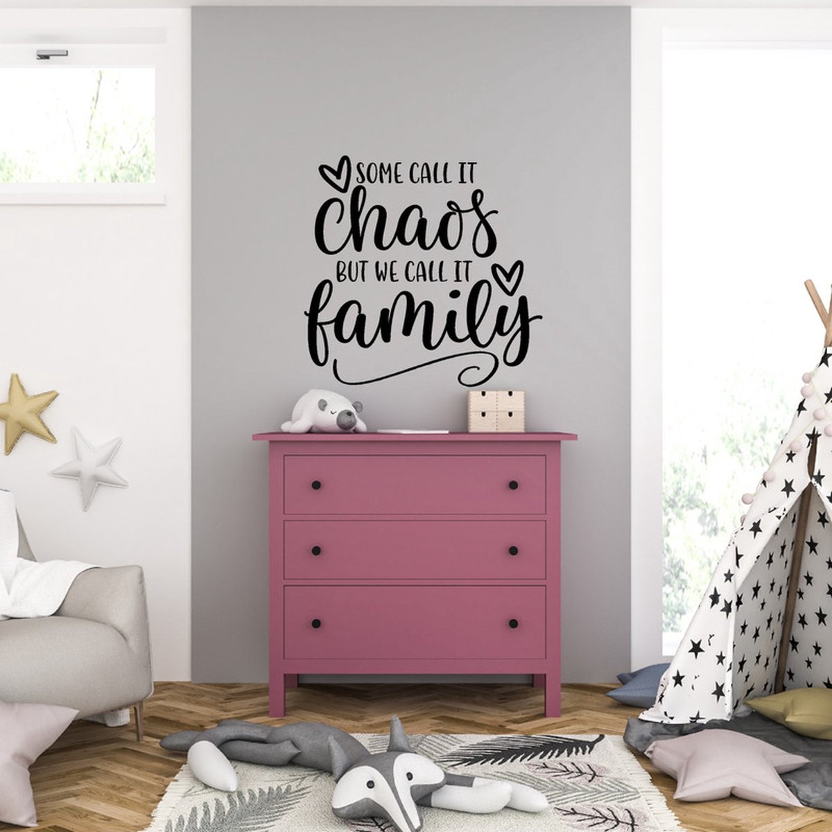 MC Living Muursticker - Some Call it Chaos But We Call It Family - 40,6 x 41,3 - Zwart