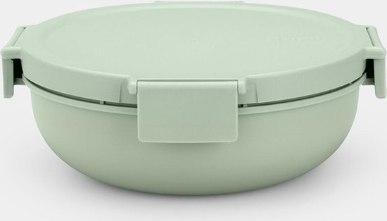 Boîte à salade vert pâle fermée avec couvercle et poignées verrouillables.