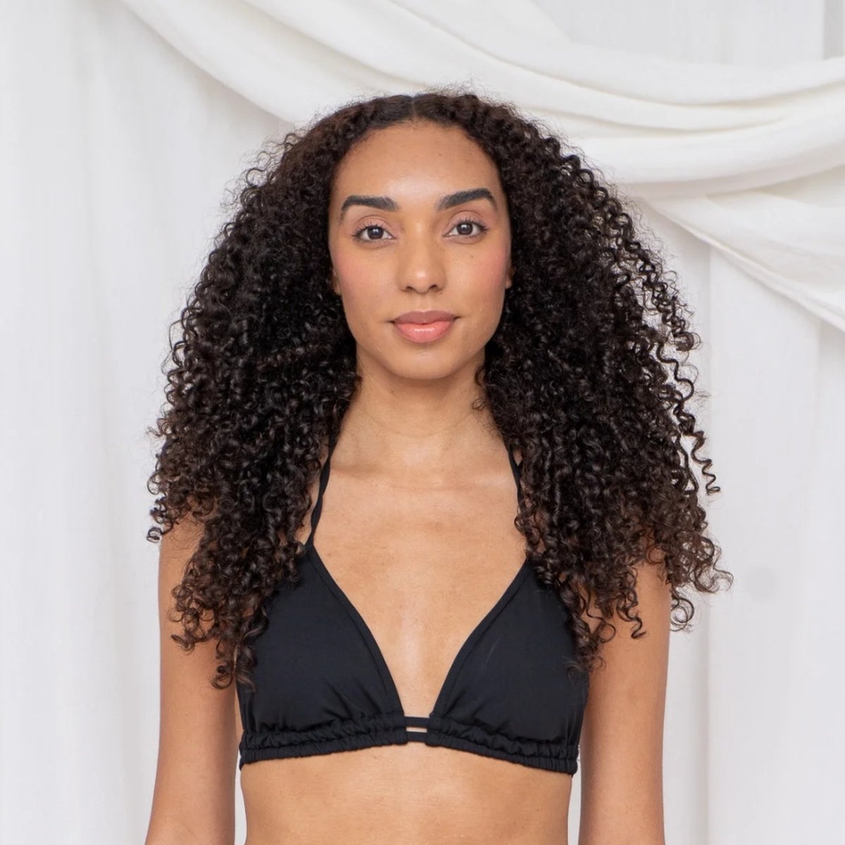 Triangel bikinitop Lotties Period - Bikini X - Zwart - Menstruatiezwemkleding - Verstelbare top - Lotties Period Underwear — afbeelding 4