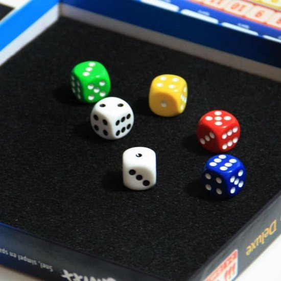 White Goblin Games - Qwixx Deluxe - Dobbelspel - 2 tot 4 spelers - Spannend tot de laatste worp - Afwisbare speelborden - Vanaf 8 jaar