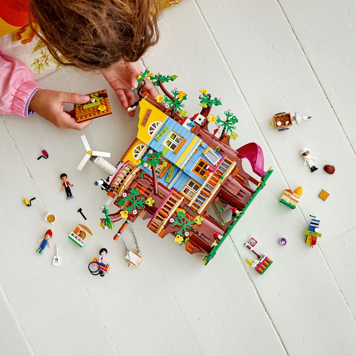 LEGO Friends Vriendschapsboomhut - 41703 — afbeelding 2