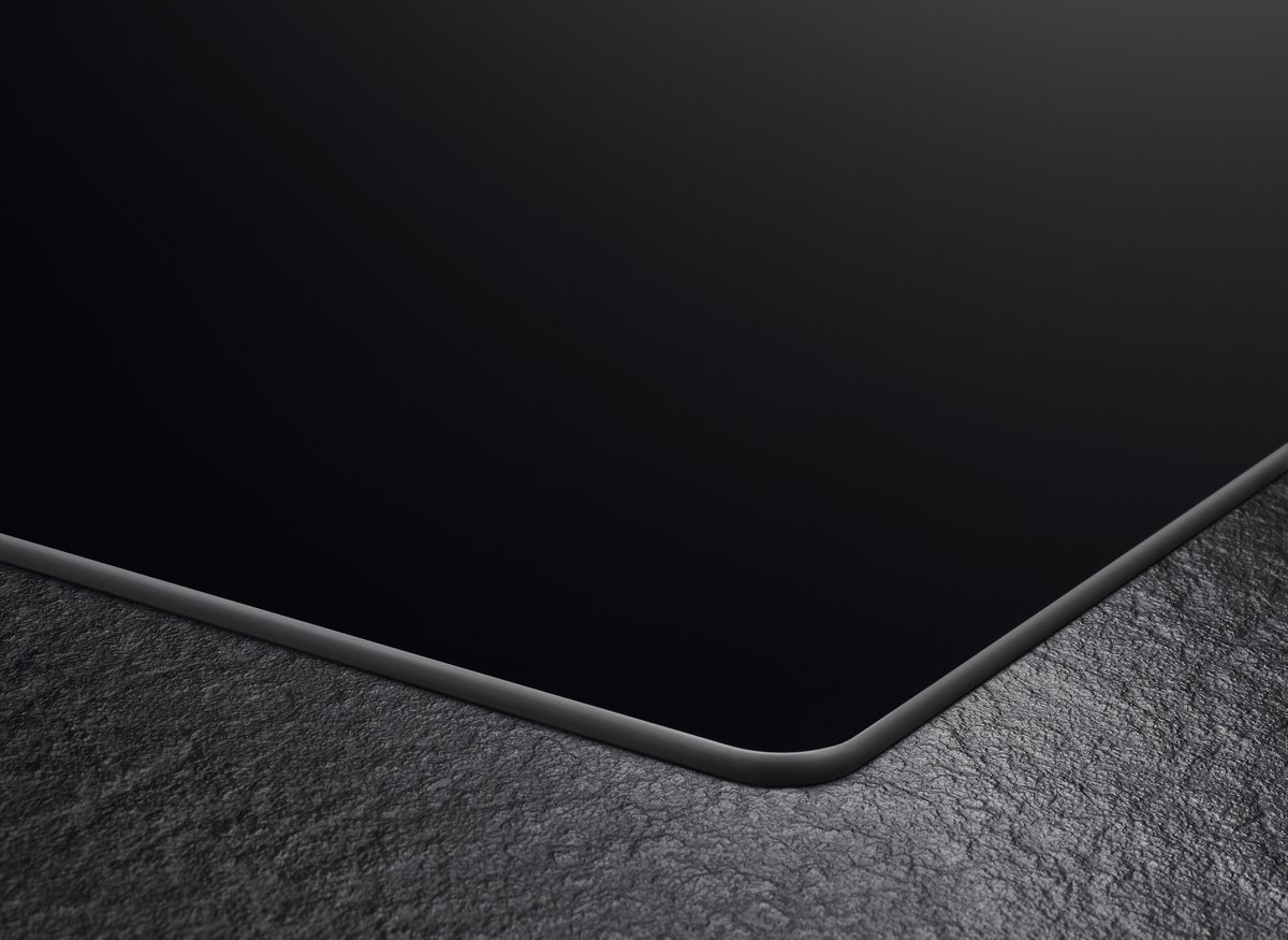 AEG IDE84244IB inductie kookplaat met afzuiging