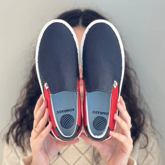 Baskets vegan Komrads - OCNS Slip_On Crayon - chaussure en matière recyclée et durable - Marine - taille 42