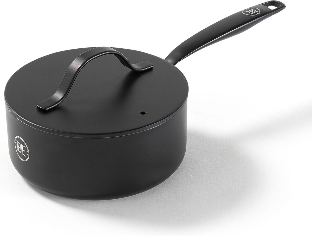 BE Living Sauspan met Deksel - Ø 18cm - PFAS vrije steelpan inductie - Geschikt voor alle warmtebronnen - Zwart