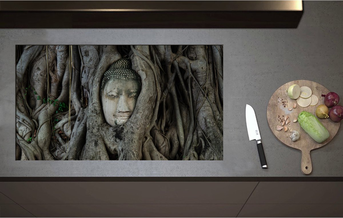 Inductieplaat Beschermer - Budha tussen Bomen - 90x51 cm - 2 mm Dik - Inductie Beschermer - Bescherming Inductiekookplaat - Kookplaat Beschermer van Wit Vinyl