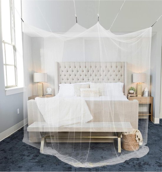 Moderne Luxe Tweepersoonsbed Met Getuft Ontwerp Klamboe Stand En Opslag Is Voorz