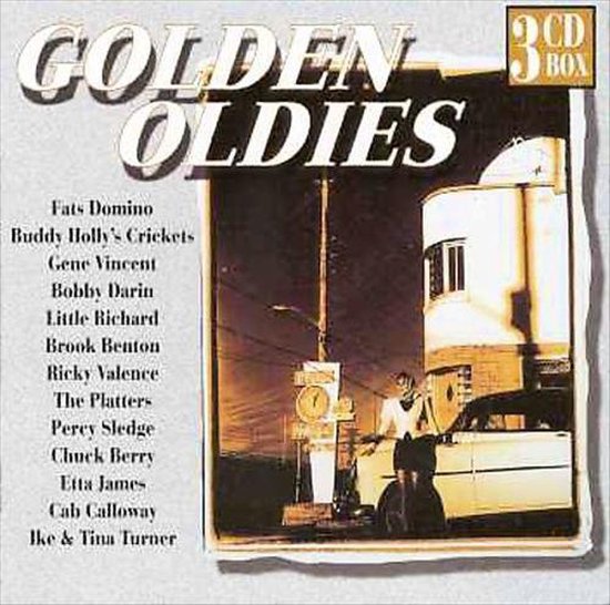 3CD Box 'Golden Oldies' met artiestenlijst, retro-afbeelding van een auto en benzinestation.