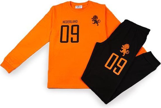 Fun2Wear - Pyjama Elftal - Oranje / zwart - Maat 104 - Jongens