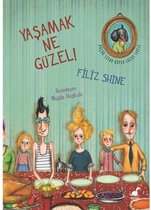 Yaşamak Ne Güzel-Küçük Siyah Köpek Lucky Serisi