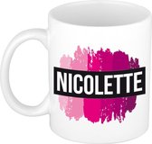 Nicolette  naam cadeau mok / beker met roze verfstrepen - Cadeau collega/ moederdag/ verjaardag of als persoonlijke mok werknemers