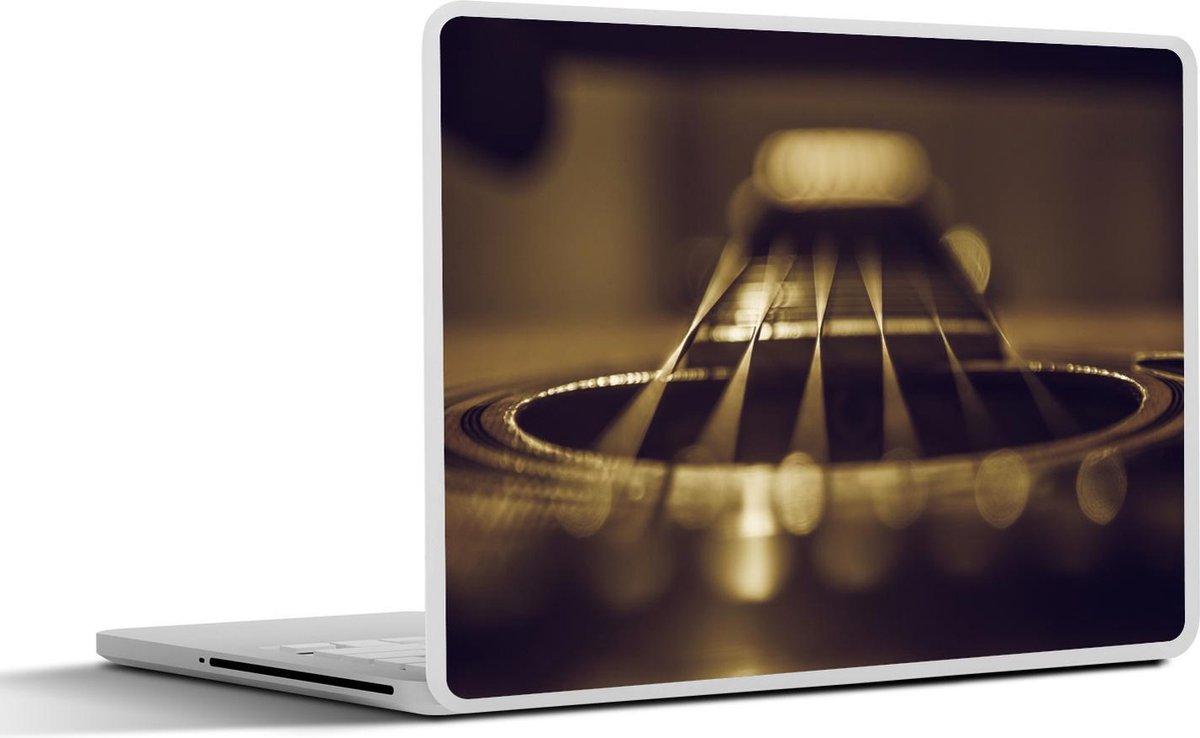 Laptop sticker - 14 inch - Close-up van een zes snarige akoestische gitaar - 32x5x23x5cm - Laptopstickers - Laptop skin - Cover