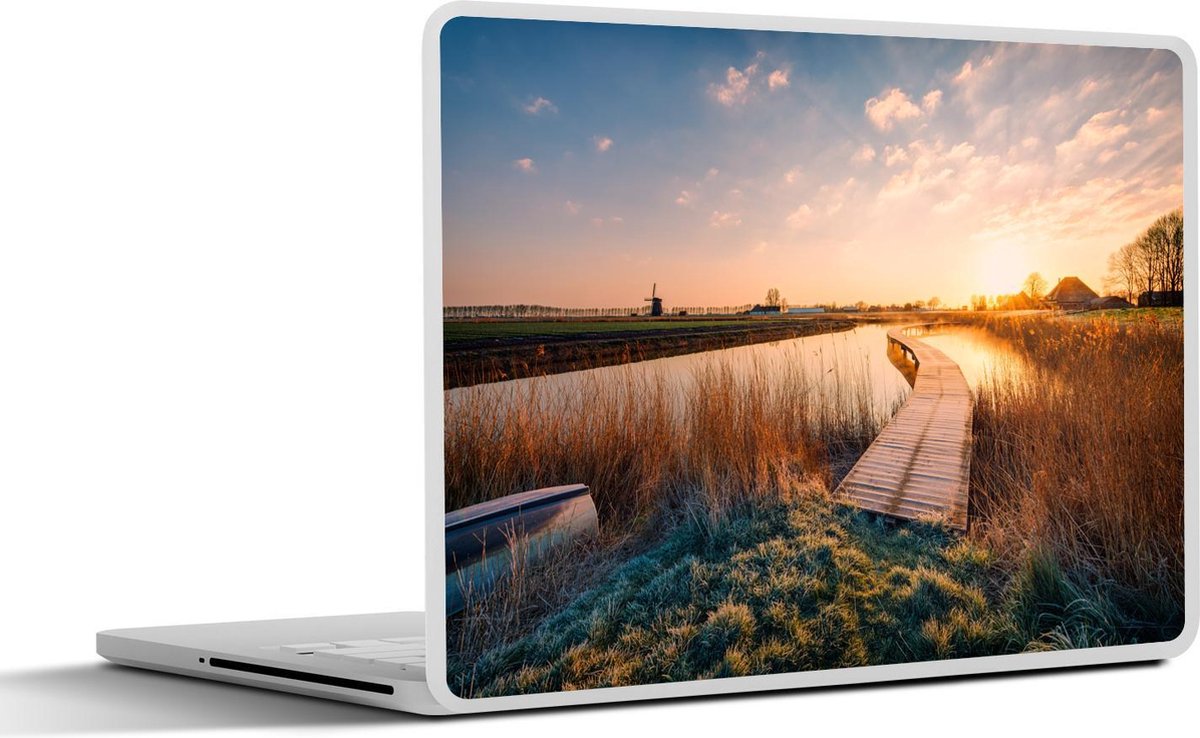 Afbeelding van product SleevesAndCases  Laptop sticker - 14 inch - Zonsondergang in de Nederlandse polder