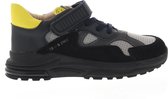 Shoesme stoere zwarte sneakers met gele details