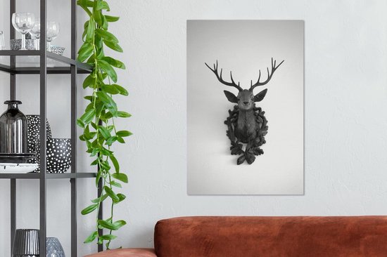 Tableau sur toile Tête de cerf au mur - noir et blanc - 60x90 cm - Décoration murale