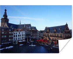 De grote markt in de Nederlandse stad Nijmegen Poster 30x20 cm - klein - Foto print op Poster (wanddecoratie woonkamer / slaapkamer) / Europese steden Poster