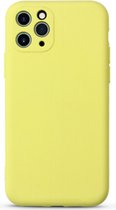 Siliconen hoesje met camera bescherming geschikt voor Apple iPhone 11 Pro - geel + glazen screen protector