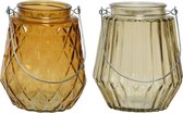 Set van 2x stuks theelichthouders/waxinelichthouders ruit/streep glas cognac/oranje en taupe met metalen handvat 11 x 13 cm