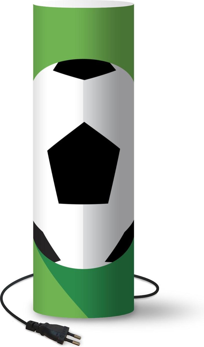 Lamp Voetbal illustratie - illustratie van voetbal op groene achtergrond lamp - 60 cm hoog - Ø19 cm - Inclusief LED lamp