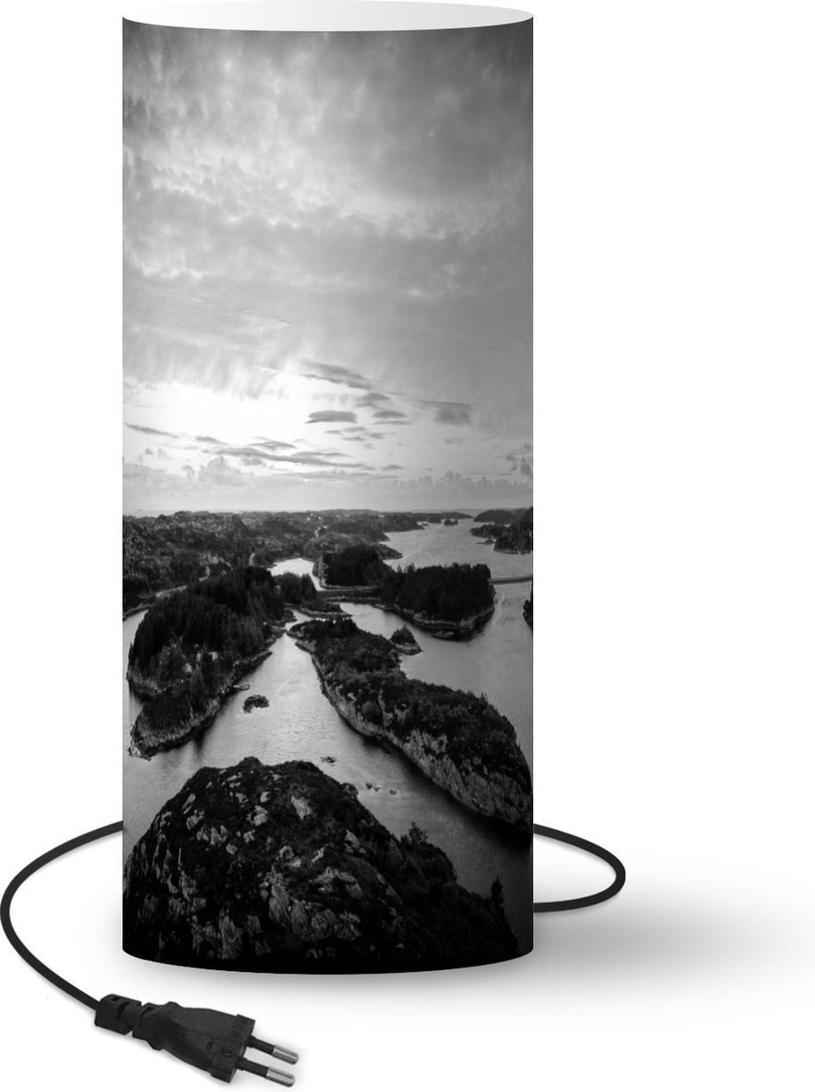 Lamp - Nachtlampje - Tafellamp slaapkamer - Noordzee eilanden zwart-wit foto - 54 cm hoog - Ø22.9 cm - Inclusief LED lamp