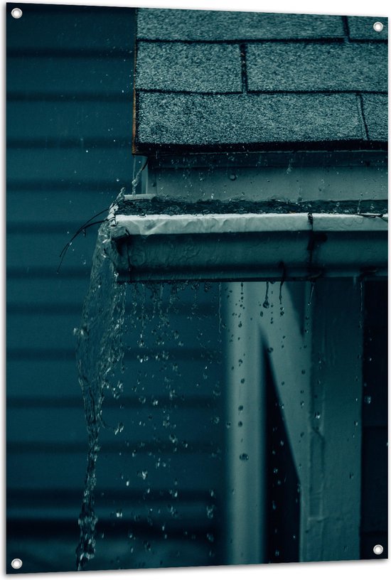 WallClassics - Poster de jardin - Water qui coule de gouttière - 80x120 cm Photo sur poster de jardin (décoration murale pour extérieur et intérieur)