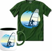 Windzeilen Met Zeiler | Wind zeilen - Boot - Zeilboot - T-Shirt met mok - Unisex - Bottle Groen - Maat XL