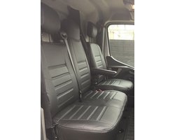 Pasvorm stoelhoezen Nissan Interstar 2022-2024 (past op duobank met split in alleen rugleuning) - Kunstleer zwart
