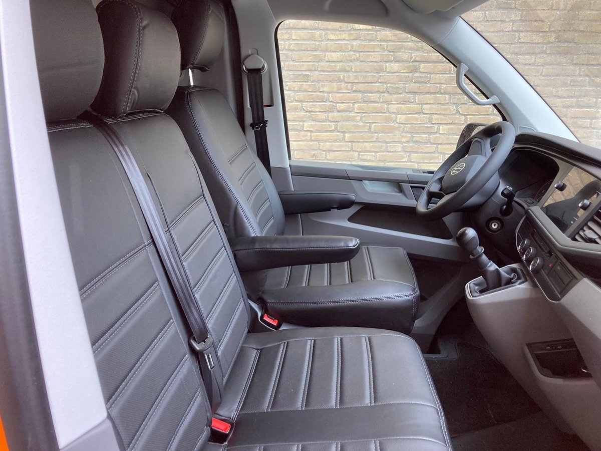 Pasvorm stoelhoezen Volkswagen T6 2015-heden (geschikt voor stoel en duobank) - Kunstleer zwart