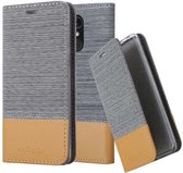 Étui Cadorabo pour LG Q STYLUS en GRIS CLAIR MARRON - Pochette de protection avec fermeture magnétique