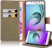 Cadorabo Hoesje geschikt voor Samsung Galaxy A5 2016 in CAPPUCCINO BRUIN - Beschermhoes met magnetische sluiting, standfunctie en kaartvakje Book Case Cover Etui