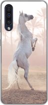 Geschikt voor Samsung Galaxy A50 hoesje - Paard - Zand - Palmboom - Siliconen Telefoonhoesje