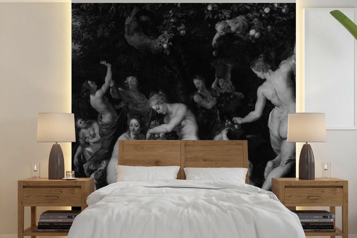 Behang - Fotobehang Nimfen vullen de hoorn des overvloeds in zwart wit - Schilderij van Peter Paul Rubens - Breedte 220 cm x hoogte 220 cm
