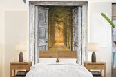 Behang - Fotobehang Bos - Herfst - Doorkijk - Breedte 190 cm x hoogte 260 cm