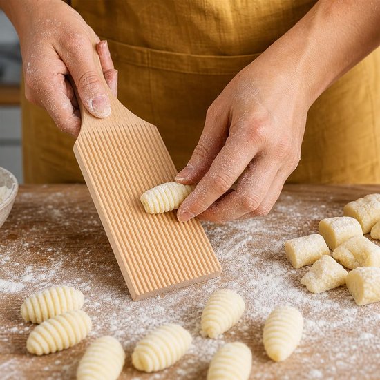 Plank, noedelplank met oppervlak van beukenhout, pastamachine, 24 cm, pastabord met handvat, pastamachine, voor zelfgemaakte gnocchi, pastamachine, keuken en doe-het-zelf pasta zelf maken — afbeelding 2