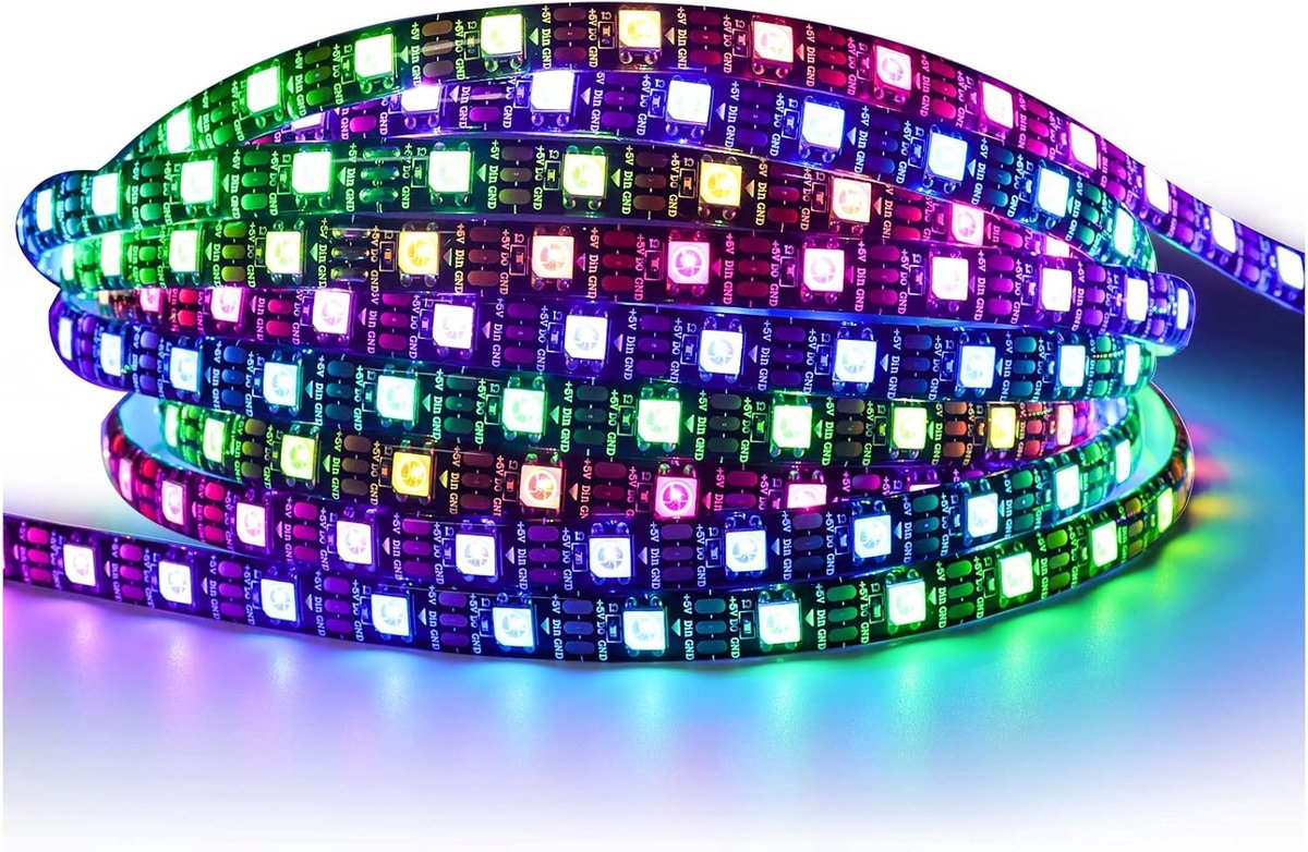 LED Strip Light 5V IP65 Waterdicht RGB Pixel Ledstrip 5m 5050 300 LEDs Zwarte PCB Full Colour aanpasbare Smart lichtstrip voor Reclame Decoratie DIY Projecten