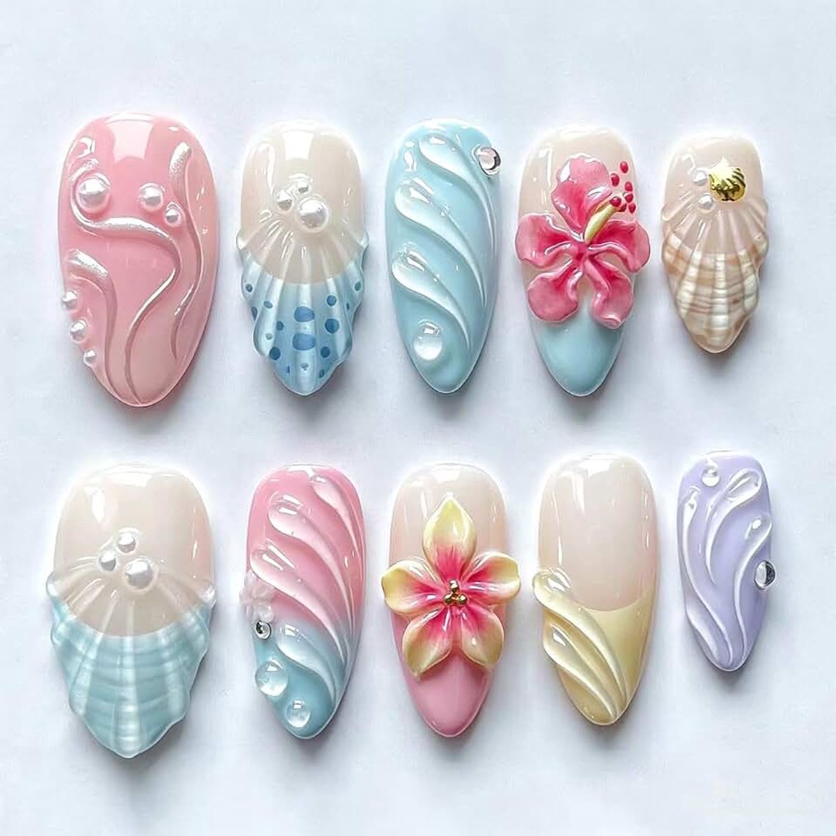 Kunstnagels, blauwe amandel 3D gestreepte Franse bloemen bloemen schelp zeester parel design korte press on nails, Sea Flower Sweet Summer INS nepnagels