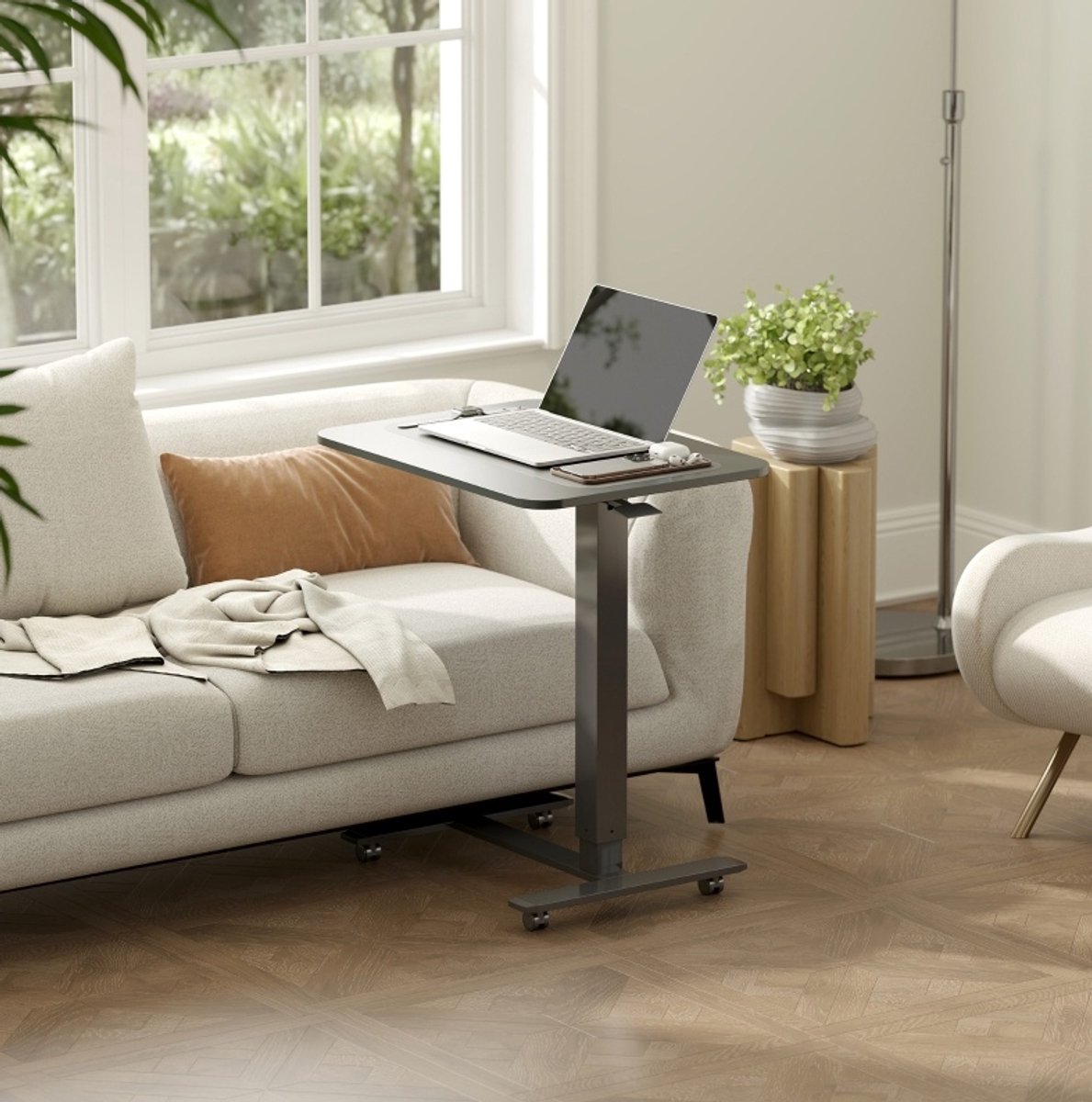 MEUNIQ hoogte verstelbaar bureau 65 x 48 cm met 4 wielen en remmen, sta bureau voor zittend en staand werken, 73-110 cm, verrijdbaar C-vormig bureau zwart