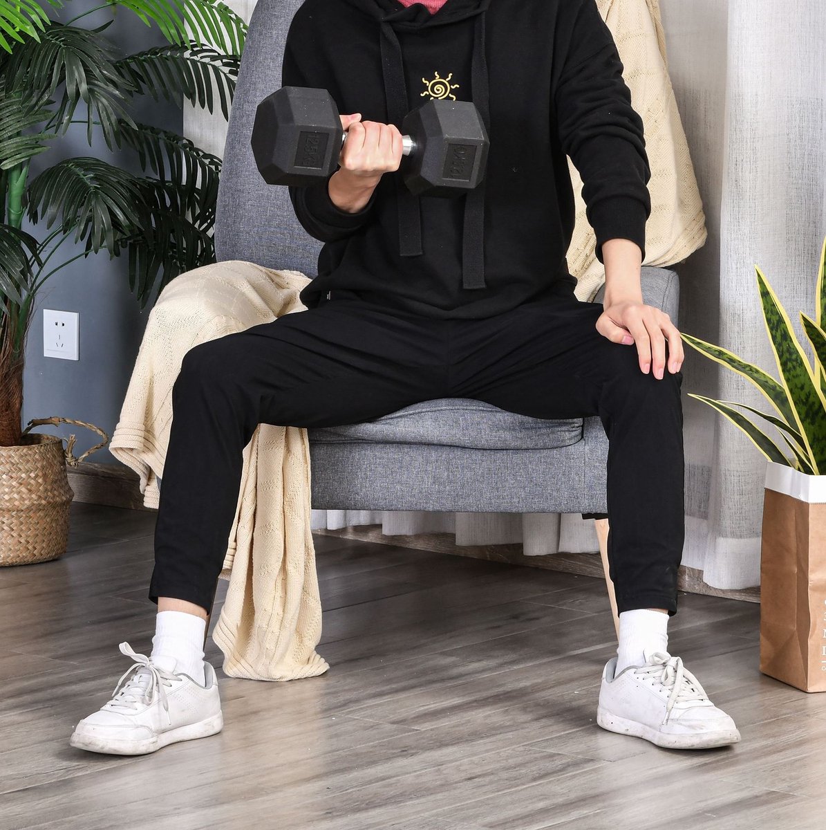 MEUNIQ hexagon dumbbell 12,5 kg zwart met gekartelde metalen greep en rubberen uiteinden voor krachttraining thuis, in de sportschool of op kantoor