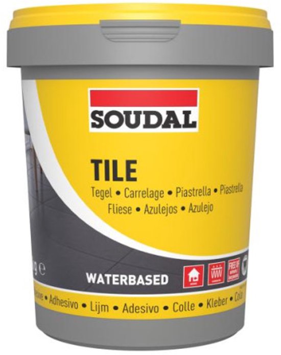 Soudal tegelkit in een grijze emmer met gele deksel. De tekst 'Soudal Tile' en 'Waterbased' is zichtbaar.