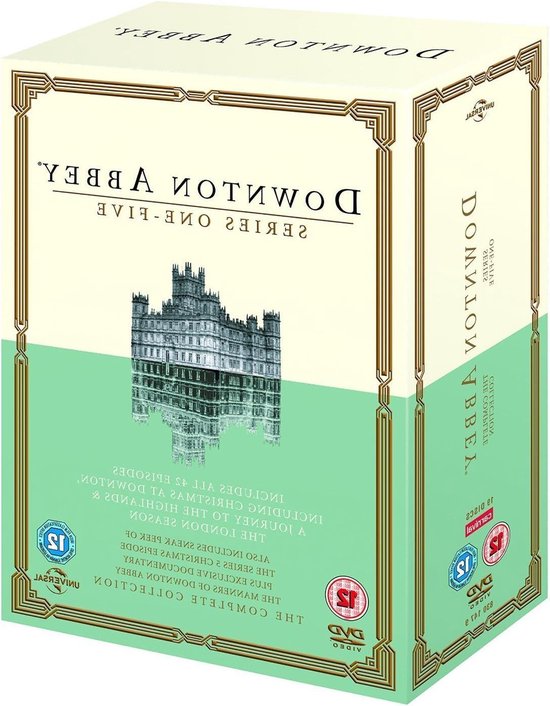 Downton Abbey DVD box met afbeelding van het landhuis. Groen met gouden details.