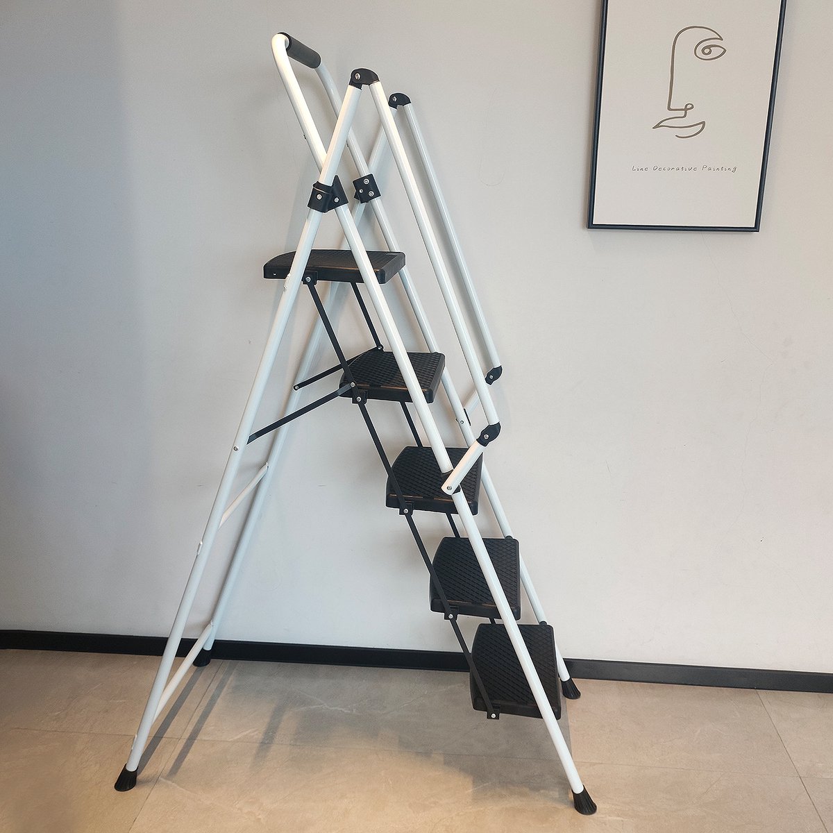 REDOM - Vouwladder - 5 treden - Opvouwbaar - Anti-slip - Keuken en berging - Staal en ABS - Wit - 159 x 54 cm